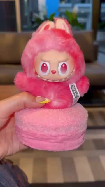 Do you like my labubu??