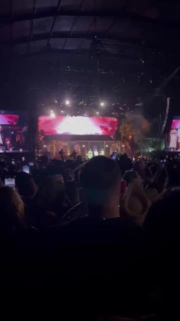 Where do you prefer to stand at a general admission concert?