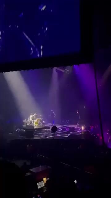Sitting behind the stage at a blink-182 concert kinda changed my game plan for concert seating. Would you sit behind the stage at a show if you could still see the artist?