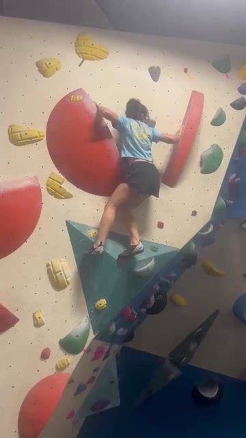 Climbers, when you’re trying a new climb what do you prefer?