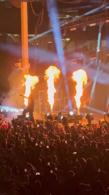 Last minute concert on a wed night! What type of friend are you?