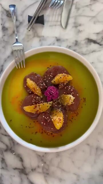 Does shrimp al crudo creep you out?